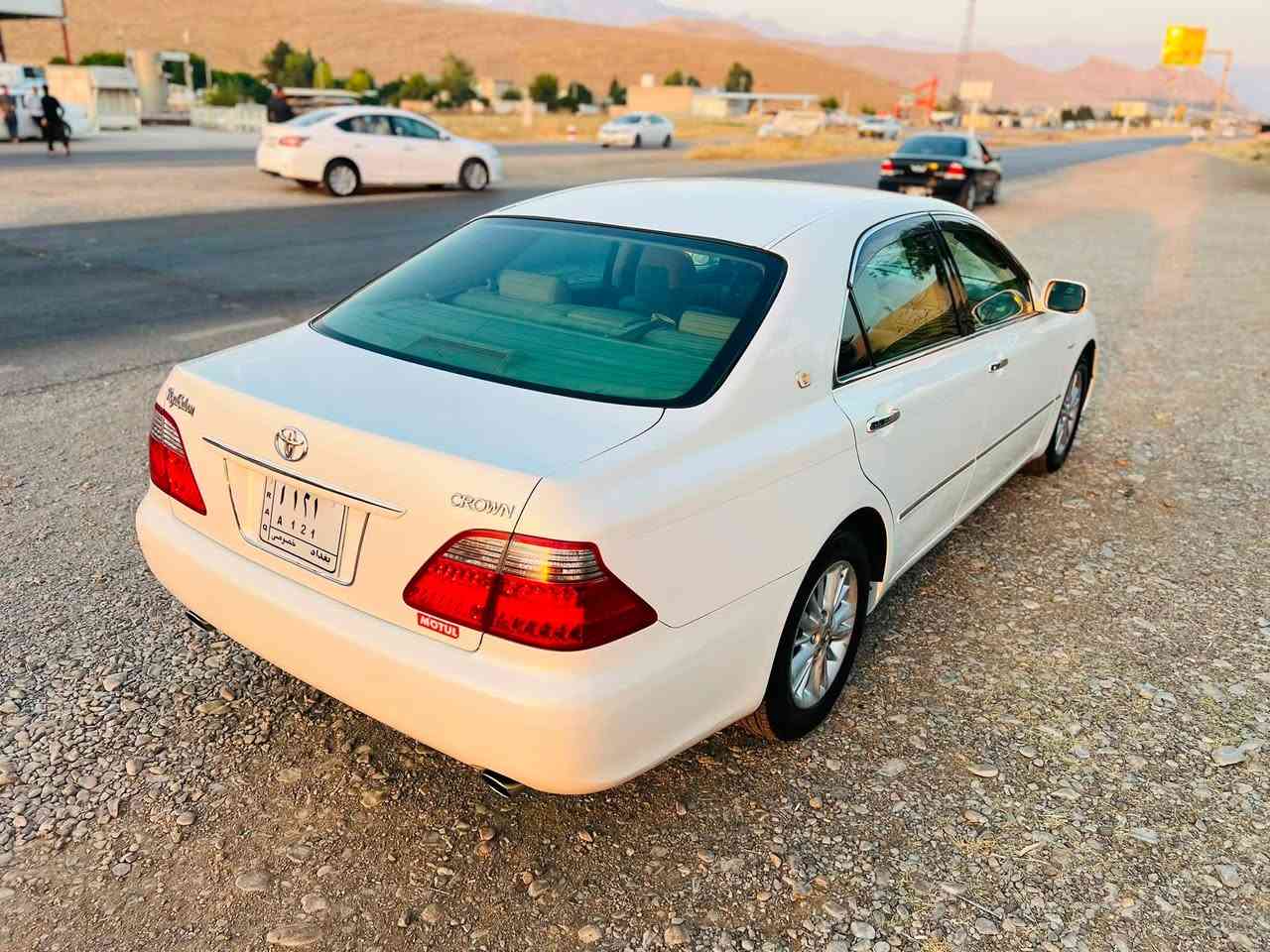 شاهينه      موس موس
2006
به سمه ره ساسي
گئر گه وره مه كينه بجوك 180
108هزار روشتووه
سكان ليكسز سكاني زور نه رمه
تبريد ساردوو گرم مزبووت
1بارجه ي بوياخه
سه قفوو لاشه ي وه ك شوشه وايه جالي تيا نييه
شوين موسه كاني ئه ليي ساخه سه ياره كه لوك لوكه جركه ي تيدا نييه به شه رتي سونه روو فيته ر ئه يفروشم 
4تا يه ي لؤكي له سه ره هه فته يه كه بوي به سراوه
روني گيروو مه كينه ي گوراوه  
67معامه له 
سيد سادق
***********
***********
أدمين❤️
