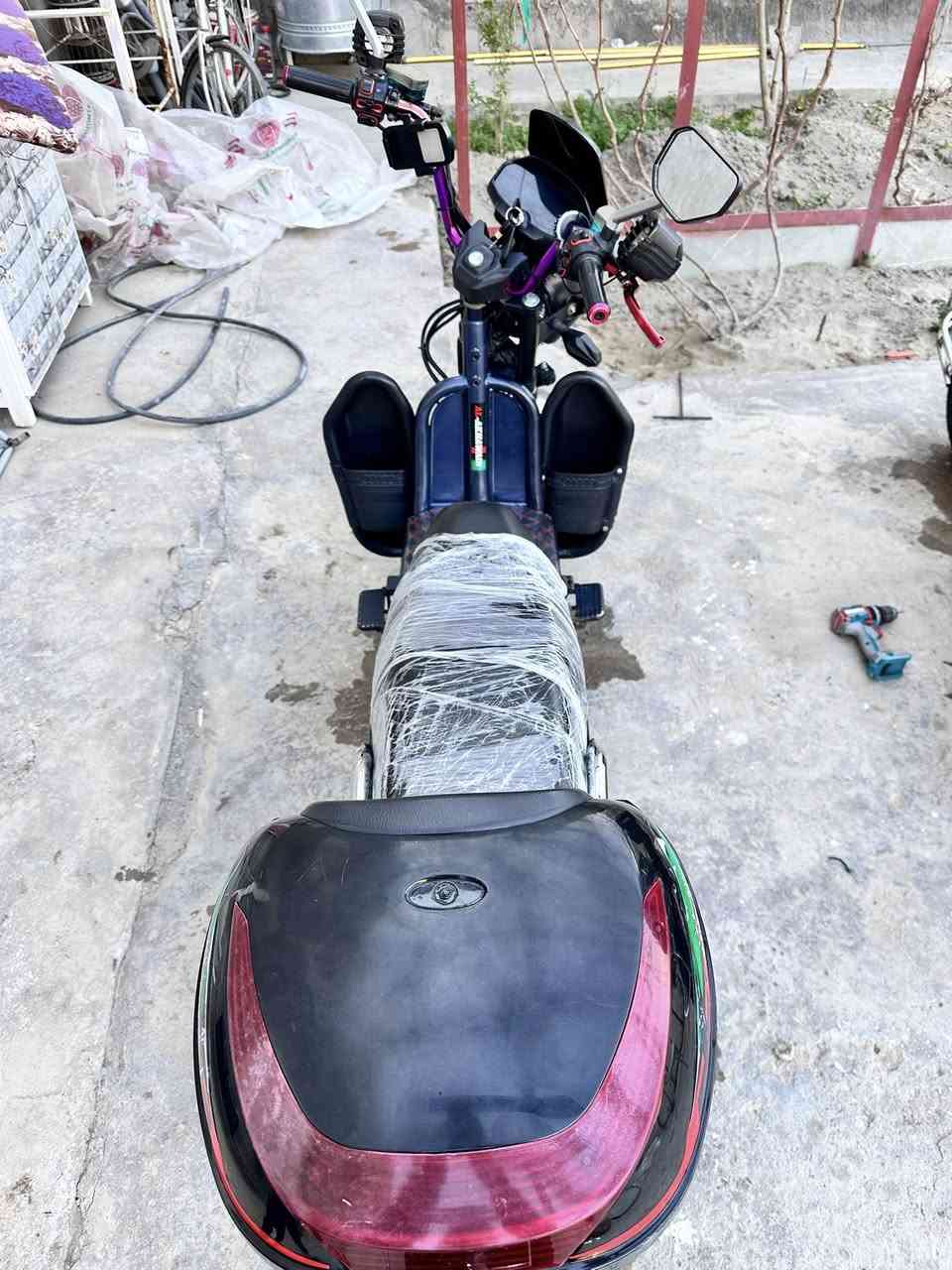 💠دراجه جبلي 2025 اخوين  نظيفه مثل ما موضح بالصوره  بطارياته نص عمر مو بطاريات جديده السعر 600


**إذا كنت صاحب هذا الإعلان وتريد حذفه لأي سبب، رجاءا أرسل رسالة إلى الدعم الفني**