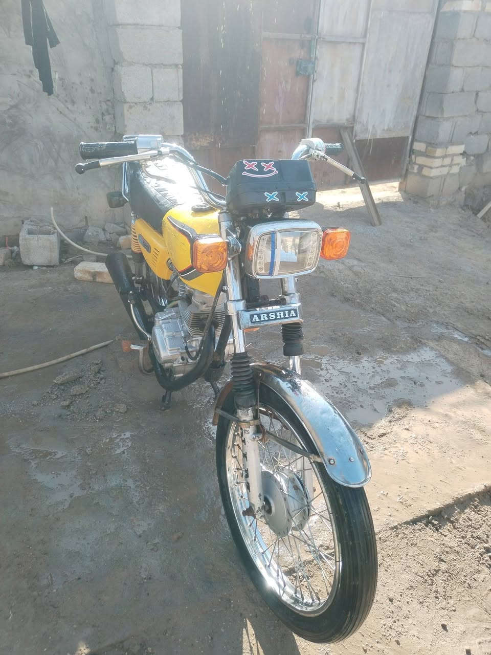 ياالله يامسهل لامور
دراجه لبيع ارشه وراق اصولي 2019
كهربائيّة كله شغاله مكينه ناعمه 
دراجه جاهزه مكاني الكوت شارع النفط 
السعر 500بيه مجال الطيبين  ***********
اشعندك مراوس نزل بل تعليق
