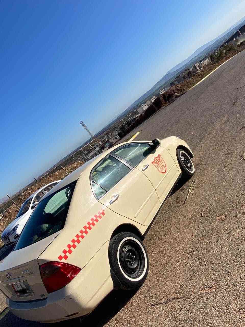 کرۆلا ٢٠٠٥  ناوزەرد 
گێڕ تۆماتیکی مەکینە گەورە پیشو پشتی هەیەتی  ١ پارچەی رەشە  سەنەوی ٢٠٢٥ رەقەم باریک هەولێر 
سەنەوی بەناوی خۆمە  
نرخی ١٠٦ وەرەقە 
رەقەم  *********** كويسينجاك, أربيل
