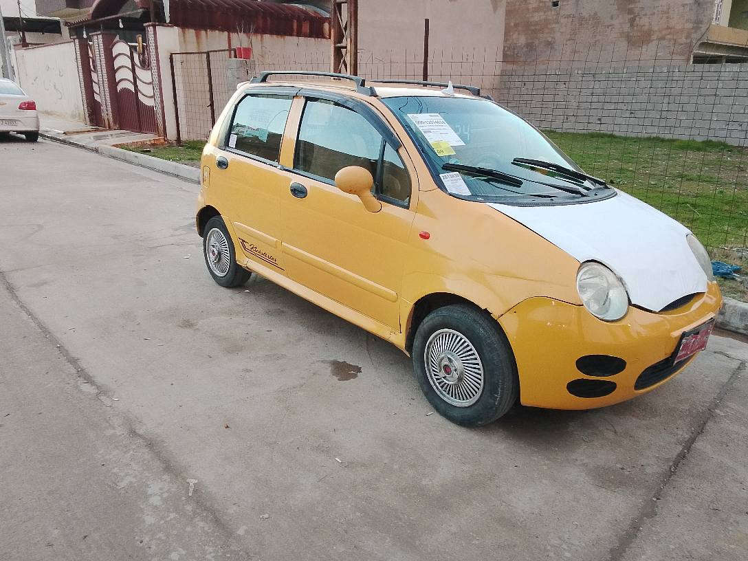 كوين للبيع رقم احمر بغداد صاحبها الشرعي بغداد الوكيل بلموصل محرك نضيف كير عادي نضيف كهربيات كلو شغال تايرات جديدة طخم نضيف سياره شغاله كامله ونضيفه مطلوبه هيىه 500 الف علا الشاري غرامه صفر السعر 14 ورقه موصل *********** موصل, نينوى
