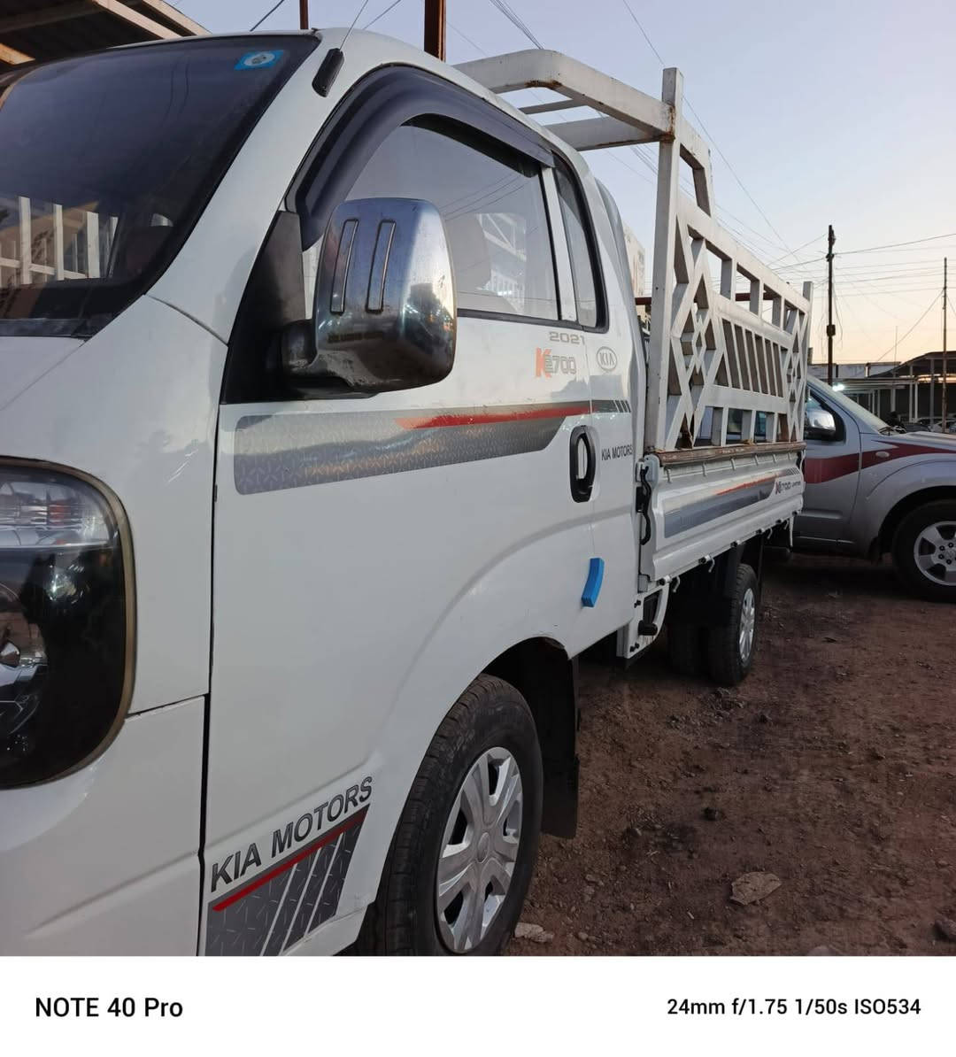 عموشه ٢٠١٤ محرك كير اكسل شاصي مكفول دوشمه جديده كهرباياتها شغاله شاصي مكفول رقم ميسان نكليزي تحويل مباشر مبدل بيها بنيد ودعاميه بيها صبغ يم الماسكات بسيط بل بيبان من جوه اثر خياس بل دوس  ومصلح مصبوغ تخم تاير جديد مكاني بغداد الوسفيه ناحيةالرشيد السعر ٩٤ وبيها مجال بسيط  للستفسار ***********او***********
