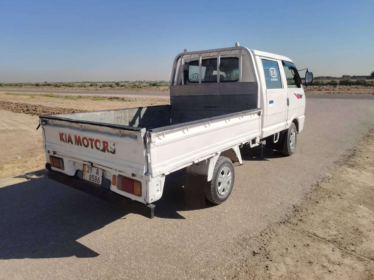كيه بنكون موديل 95
رقم واسط انكليزي بسمي سنويه جديده
السيارة حلوه مال جناي محرك وكير وشاصي
وباور واكسن وكهربايات وتخم تاير مكفولات
مكان السيارة بابل منطقت الخميسيه
الاستفسار***********
