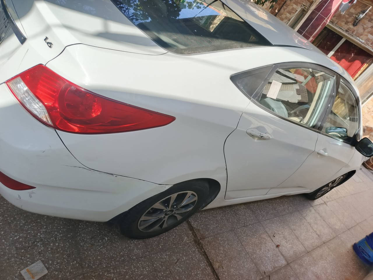 للبيع فقط اكسنت موديل ٢٠١٤وارد خليجي محرك ١٦٠٠ بغداد كراده مواصفات تحكم ستيرن شاشه محرك ١٦٠٠ قطره٢ سلايت روف 
بيه تبديل بنيد وبارد جاملغ الايمن والباب الايمن الامامي السعر ٩٠
رقم ***********
