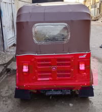 موديل 2019نظيفة  مابيها أي نقص لسعر 4ملاين ونص وبيها مجال شي بسيط لعنو...