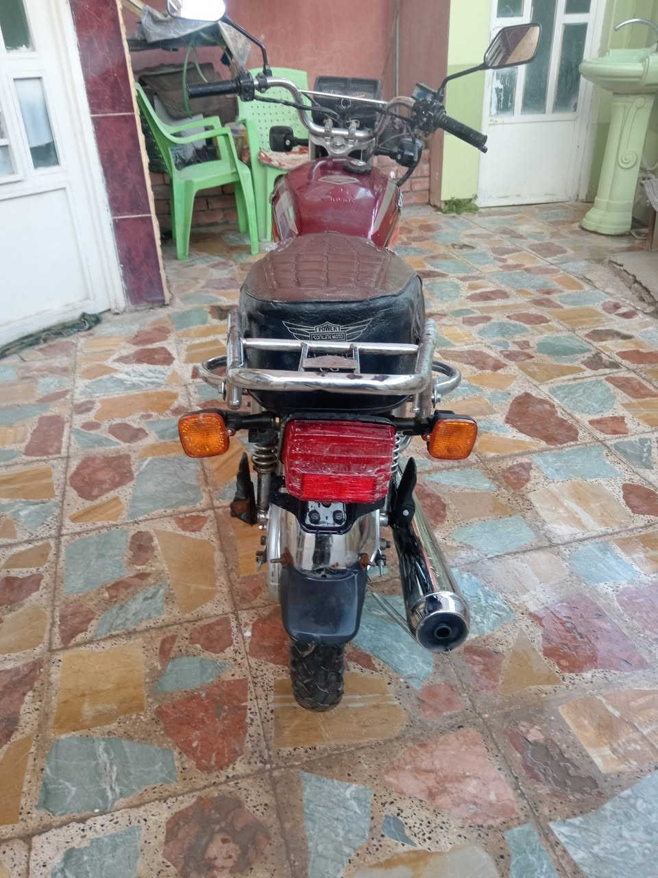 سلام عليكم دراجه 2021كلها شغاله السعر 390 وبيه مجال الشراي يتصل ***********
