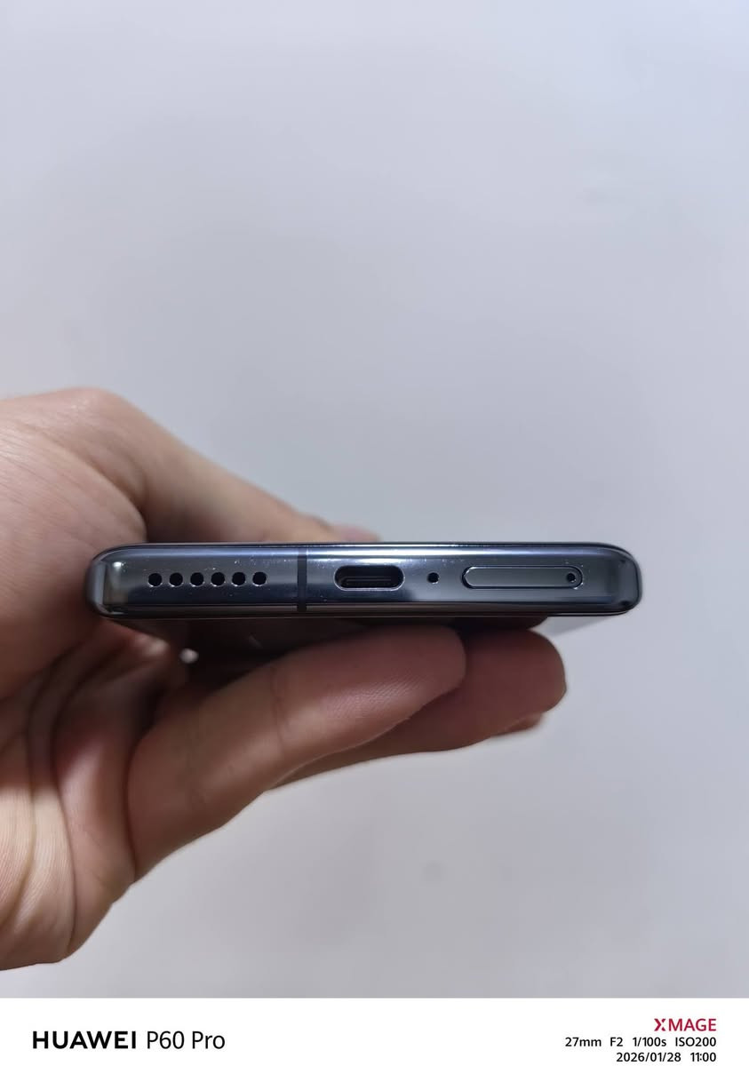 Vivo x90 pro plus
256/12
كامل ملحقات نظيف 
بطاريه 92
مكاني موصل توصيل موجود 
للبيع فقط سعر 530


**إذا كنت صاحب هذا الإعلان وتريد حذفه لأي سبب، رجاءا أرسل رسالة إلى الدعم الفني**