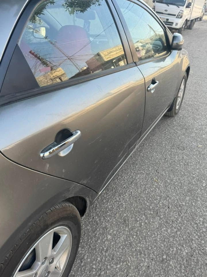 سلام عليكم سيراتو ٢٠١٢ محرك كير تبريد خير من الله سياره من دوام للبيت سياره مال بيت تخبل صدر امامي وخلفي  سياره بيه شخوط فقط  جاملغ واحد مصبوغ  مكاني دوره ابودشير ***********
