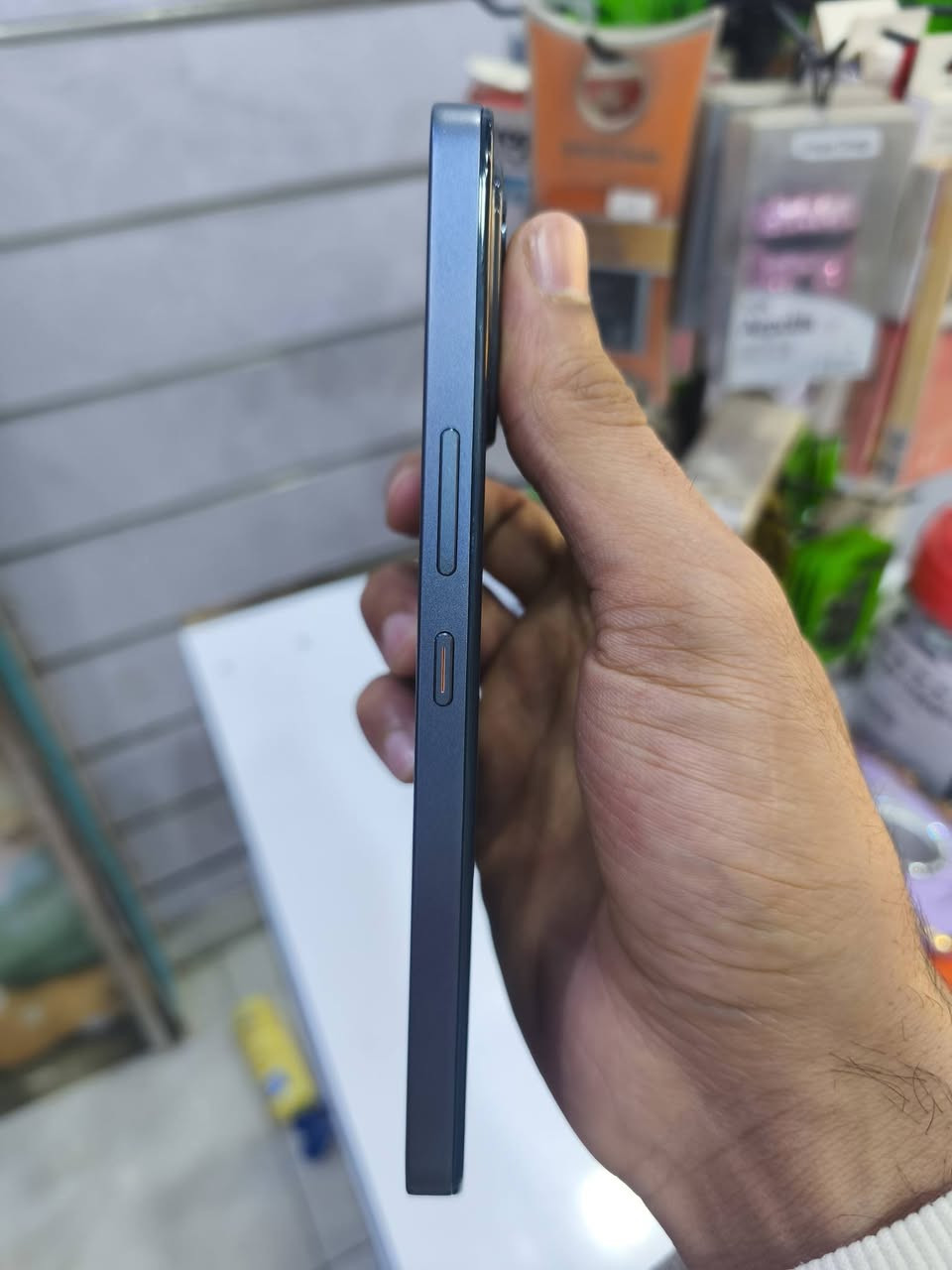 تكنو بوفا7الترا5g ذاكره256رام12+12 120فريم اخو جديد كامل غراض سعره300 مشخاب***********
