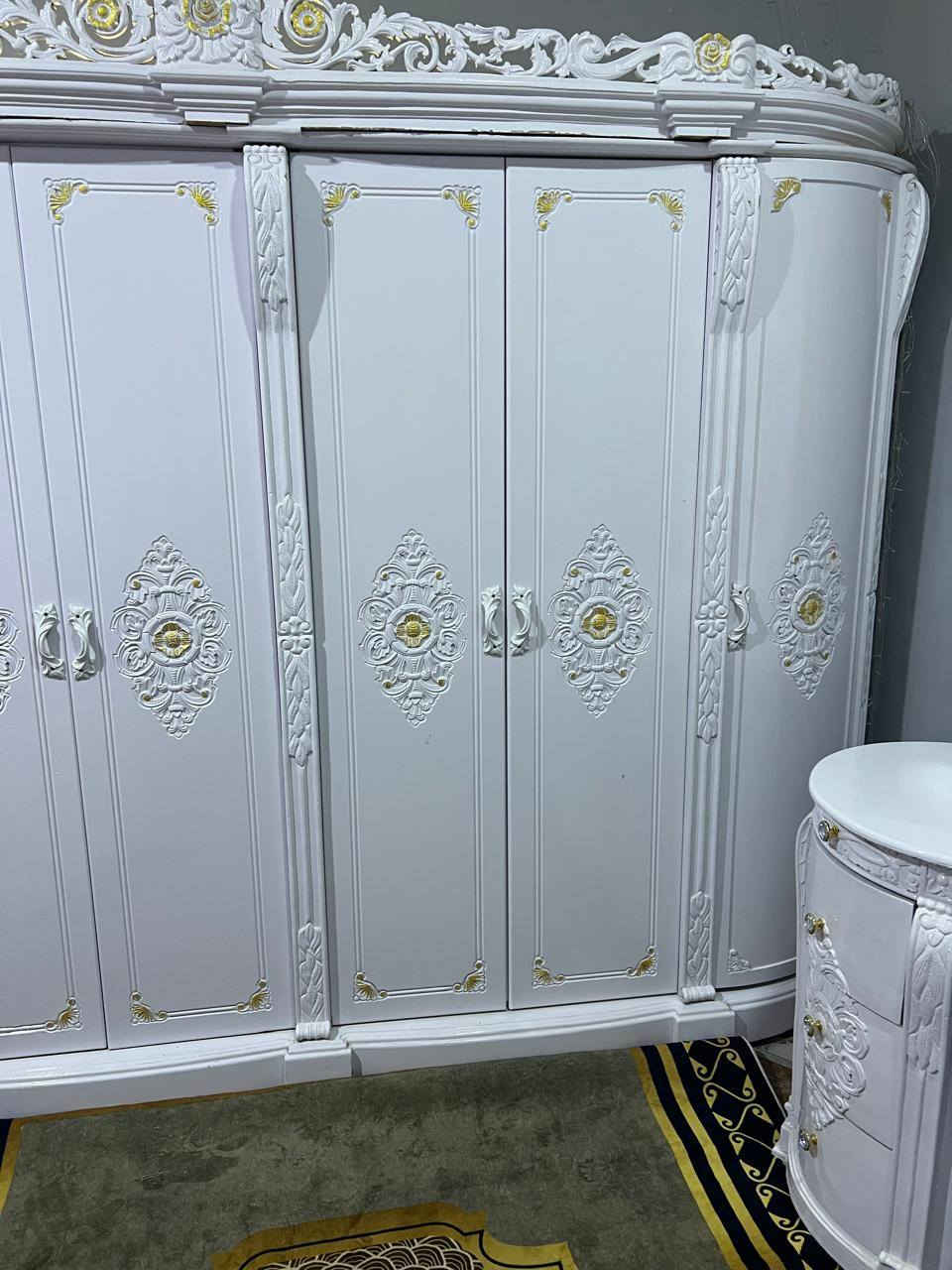 سلام عليكم غرفة نوم كويتيه غرفه جديده احله من صوره مكاني البصره الهارثه سعر١٨٠٠ وبيه مجال***********
