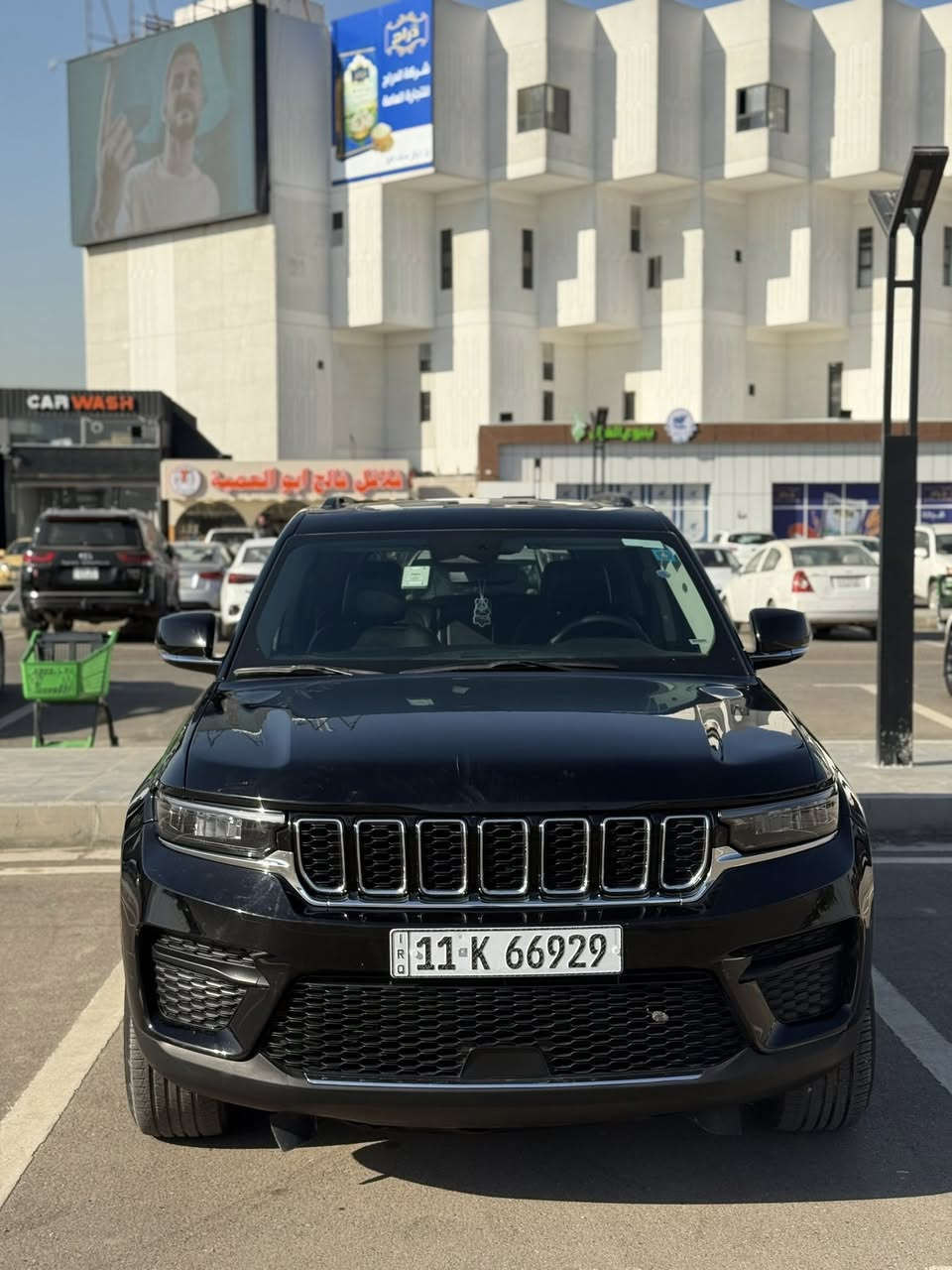 ياالله
السلام عليكم جيب كراند شيروكي 4XE 2023 وارد امريكي

‏Jeep Grand Cherokee 4Xe 2024 2.0L

         حجم المكينه : 2000  تيربو + هايبرد + بلك ان 

المسافة المقطوعة : 15 الف ميل  

الضرر : حادثها جاملغ امامي وباب سرقة وبيها مكانات صغيره صبغ على كدهن

          حالة الايرباك : بدون ايرباك

#مواصفاتها

1. 3 شاشات

2.بصمه

3. تشغيل عن بعد

4.دمام خلفي

5.كشنات جلد

6.كشن السايق ميمري

7.كشنات كهرباء

8.صندوك كهرباء

9.حساسات خلفيه

10. قطع تبريد 

11.اشاير بالمري

12.رادار امامي

13.رادارات 360

14.ثلاث وضعيات قياده

15. بنوراما فتحتين

16. كير ماوس

17. نظام منحدرات

18. هيترات بالكشنات 

19.ويل كب كروم

20.لايتات لد

21.بكلايت لد

22.كشافات

23.بصمة ابواب

فول مواصفات 1/1 جاهزه مرقم بغداد تحويل ثاني يوم

بيع او مراوس حسب القناعة 

#السعر : 280 وبيها مجال 
 

مكاني بغداد حي البنوك / ***********

