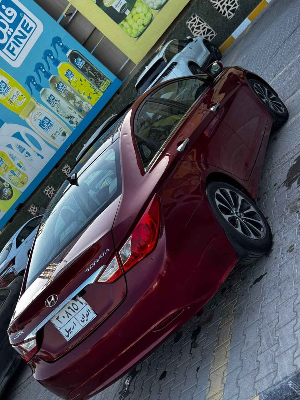 سلام عليكم 
اللبيع أو مراوس 
سوناتا موديل 2011 رقم اربيل تريد تحويل تريد وكاله 
وارد خليجي كفاله عده شبر صبغ بالدور الخلفي فقط 
مواصفات سياره 1/1 ما عدا البصمه
شاشه كبيره 
كامرا خلفيه 
دواخل عسلي 
بني راما فتحتين 
محرك 2400 دوش 
تبريد قطعتين 
ويل كروم 
أشاره بلمري 
تحكمات ستيرن كامله 

- وباقي المواصفات المعروفة

اخوان سيارة كلش حلوة وجديدة ومابيها نواقص وجاهزة للاخير من كير وتبريد وحدادية  بالكارتون ستوني مسويها  السياره مكينه وكير شرط جدد ومامفتوحات

مكان - سياره - نجف الأشرف 
سعر 107 وبيها مجال كلش قليل 
الاستفسار أكثر***********
السونار مرفق مع الصور
