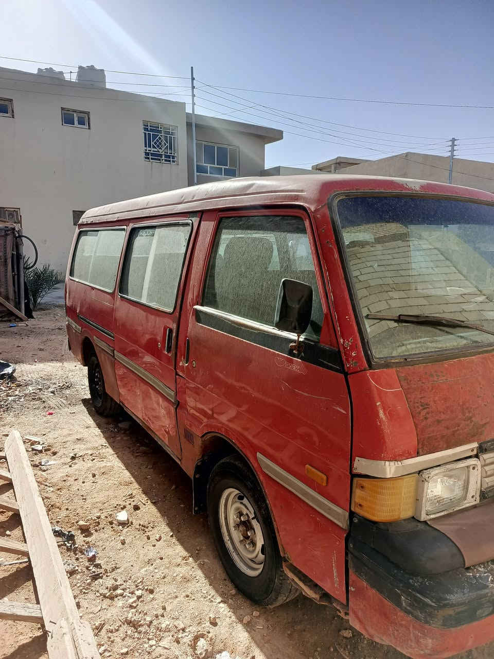 مازده مديل 1993 السياره بسمي سنويه ل 27 رقم الاماني بغداد كير اكسل كفاله تخم تاير جديد سدر جديد باتري جديد سلف جديد مكينه بنكو الفين و700 واحد ، فقط المكينه تنقص السعر 33 وبيها مجال ، مكاني كربلاء البوبيات خلف اسواق برتقاله ، ‏‪***********‬‏
