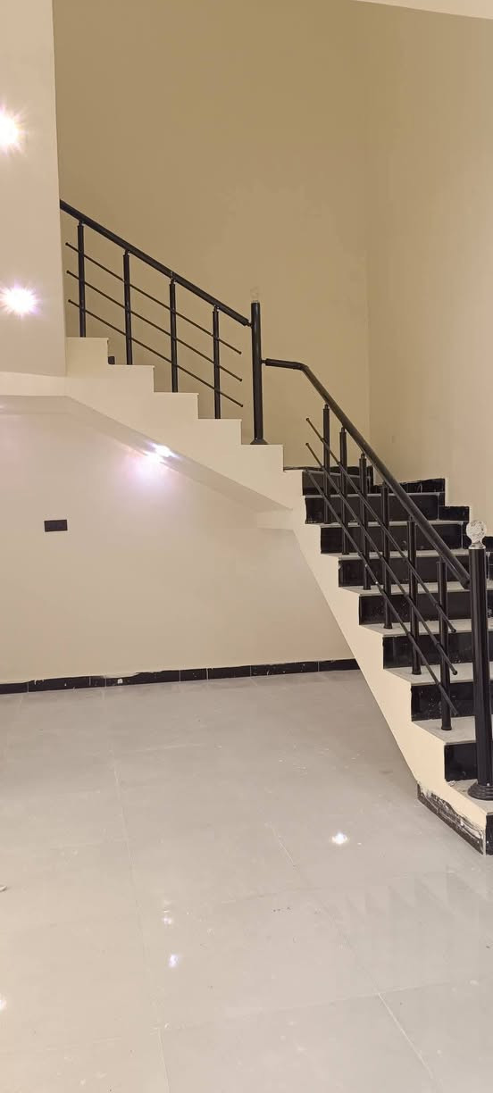 💰 السعر: 70 مليون قابل للتفاوض
🏡 بيت للبيع – طابو زراعي عراقي (وكالة ونسخة طابو ومكاتبة) تسليم مفتاح.
🔹 غرفتي نوم + ديوانية + مطبخ + منور + صحيات داخلية وخارجية.
📍 العنوان: أبو الخصيب – أبو الجوزي
📐 المساحة: 110 م
📞 للاستفسار: ***********
