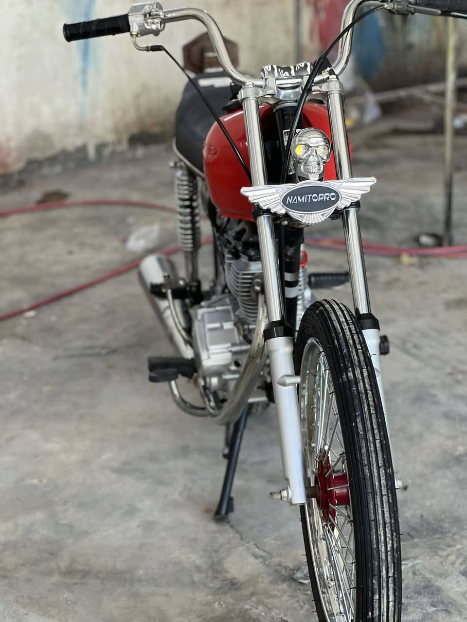 سلام عليكم دراجه لبيع موديل 19اوراق والقراض 25جاهزه دراجه سعر 650وبيه مجال مكان قلعت سكر ***********
