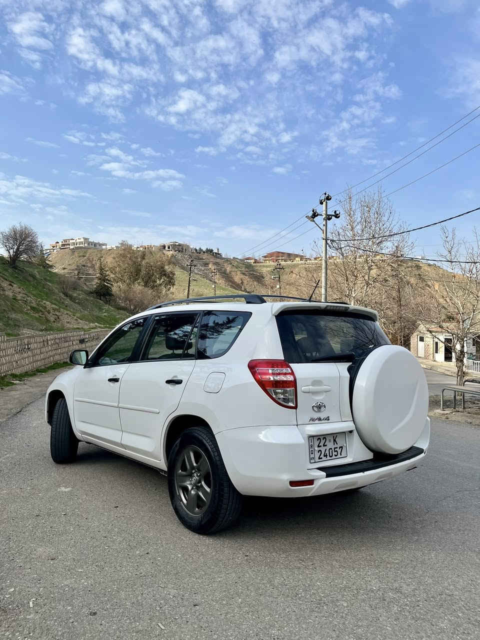 TOYOTA RAV4 BASE

اللون: أبيض 

الموديل :2011

نوع المحرك :4 محرك (2.5)

عداد المسافة: 147 الف ميل

المواصفات: base

كاميرا الخلفية 

مانع انزلاق

مثبت سرعة

دفع رباعي دفلوك 

شاشة 

8 وسادة هوائية 

كشافات ضباب 

‎للاتصال و الاستفسار 

***********
