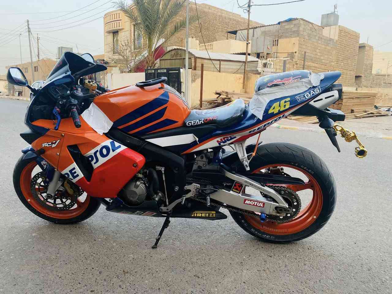 إسلام عليكم شباب دراجه سيبي rr600 لبيع تفاصيل عل رقم ***********
