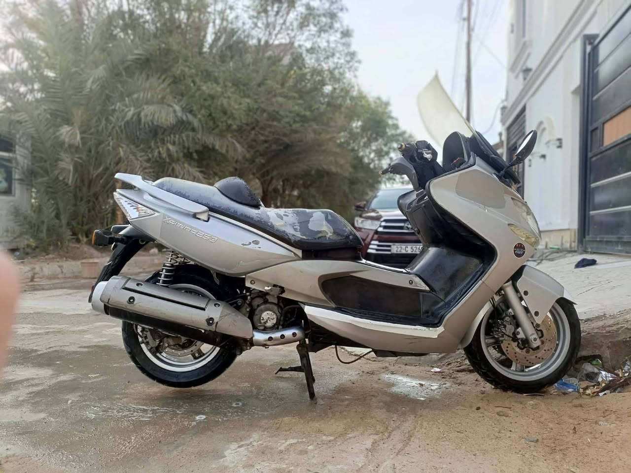 دراجه كايمكو للبيع
محرك 250 دراجه شرط النضافة محرك مكفول 
شغل وطلع نكرة سلف كامله مكمله مكفوله من السرقه 
كشر جديد ونضيف السعر 600وبيها مجال
المكان الرمادي التأميم 
للاستفسار: ***********
