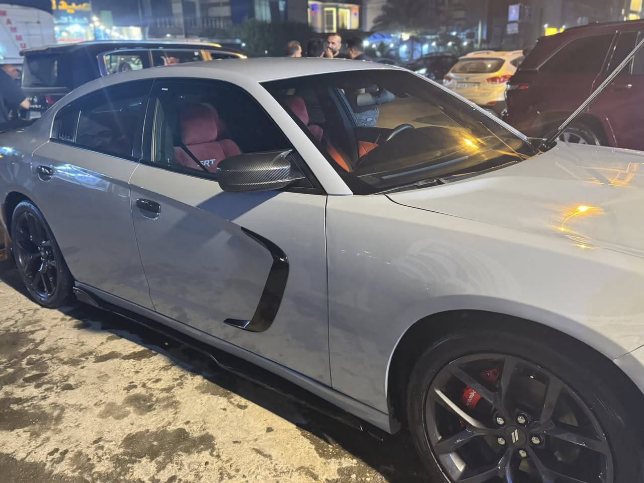 دوج جارج موديل 2020 اخوان سونار سياره موجود اي تفسار *********** السعر 210 وبيها مجال بسيط
