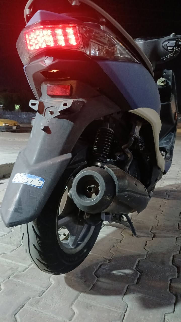 السعر مليون  محرك برغي ممفتوح بي ياباني ام الحساس المكان
شالجيه‎0773 577 7558 
مكلف بلنشر الدراجه ع ايدنه  من الرمبه
