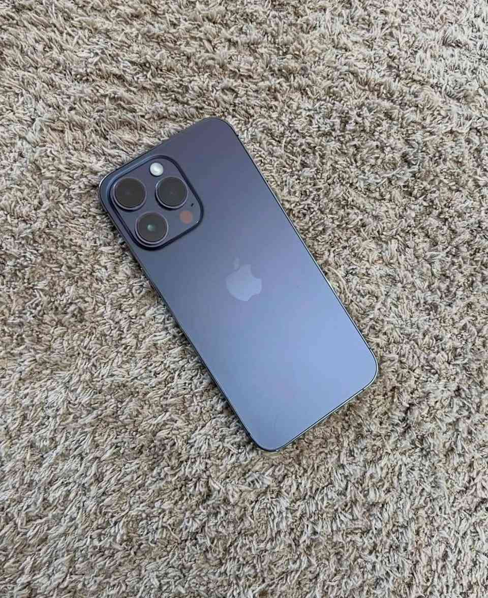 السلام عليكم
* ايفون 📲 14 برو ماكس
* لون بنفسجي  مميز 
* بطاريه🔋86
* ذاكره 256 
* شرق اوسط عربي 
* ماستر AAA
* نموذج m 
* مكفول كفاله عامه من فتح وتصليح  
*  كارتونه وياه فقط
* السعر / 875 
* العنوان/ بغداد المنصور توصيل متوفر
* للتوصل / ***********
