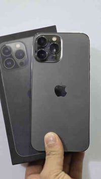 آيفون ١٣ برو ماكس • ٥١٢ • بطارية ٩٣٪