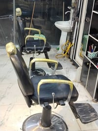 كراسي حلاقة • عدد ٢ • كوفه