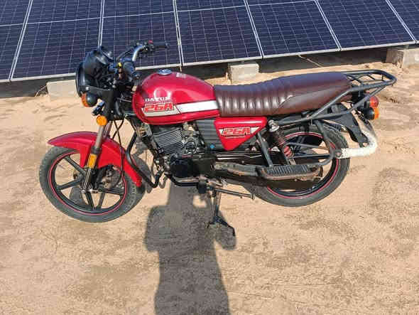 السلام عليكم دائما للبيع اوراق سوري سعرها 1 و200 وبيها مجال محرك 200 مكانه حيدريه خانص2020 ***********
