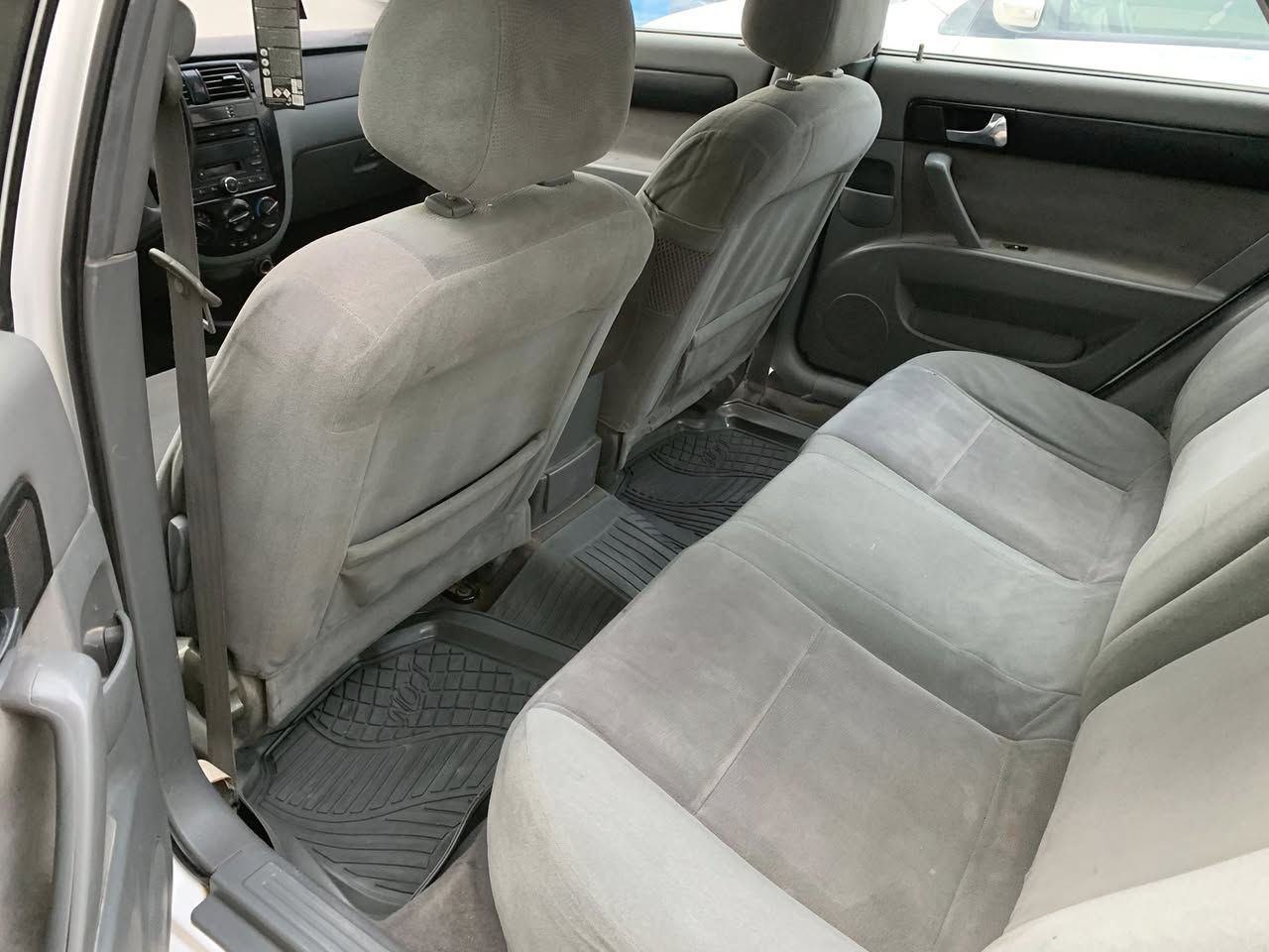 السلام عليكم اوبترا 2009 اوتماتيك مال مزاد وزارة الداخليه رقم مجاني عل دوله المعاملة على المشتري سيارة بلاديه بيها صبغ شويه بقبق الجنطه فقط  مكان بغداد جسر ديالى الجديد للاستفسار
 ‭0774 866 4548‬
