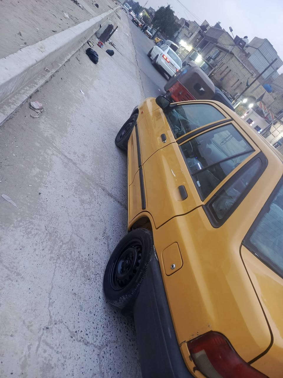 سلام عليكم سايبة مديل 12
سيارة كير محرك شواصي صدر جدد

سيارة مال جناي مصفرة هياة وغرامات 

مكاني بغداد مدينة الصدر سعر 30وبيهة مجال

لستفسار ***********
