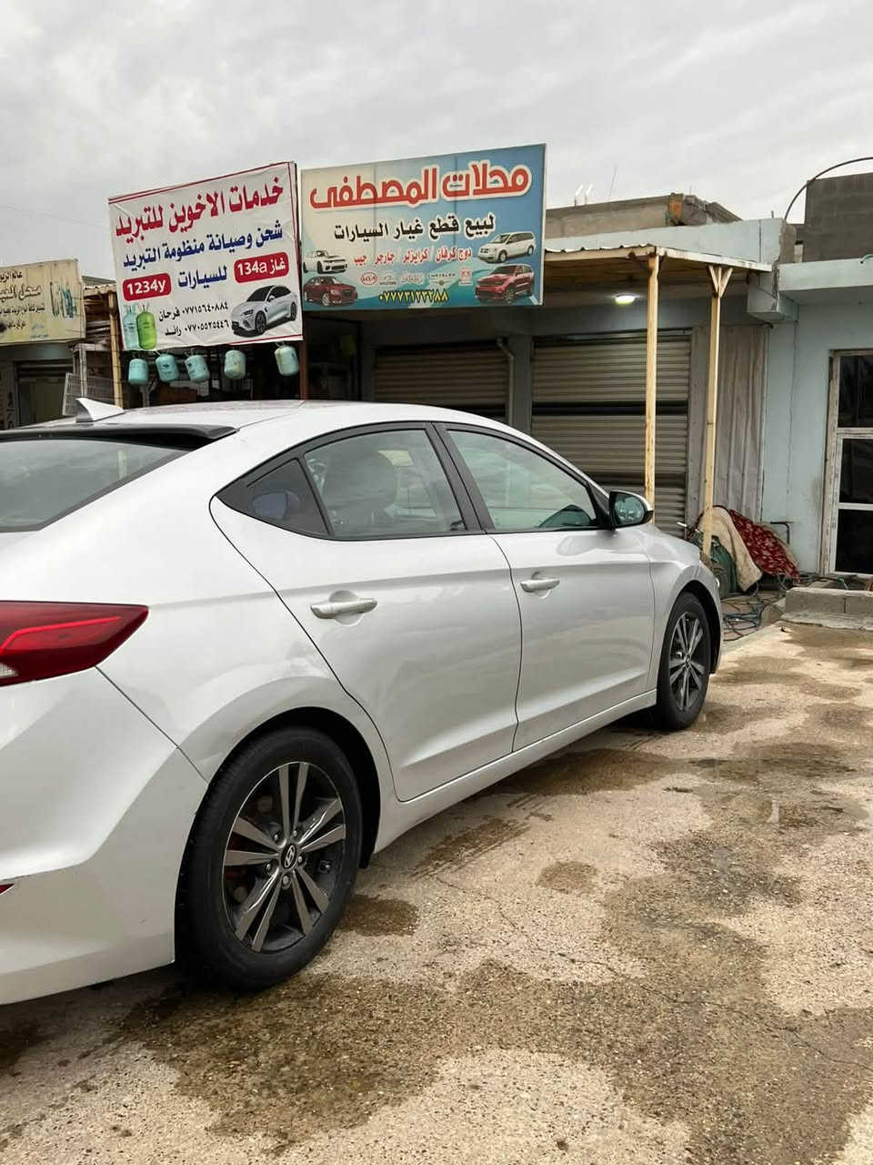 للبيع النترا 2018
بدون دواخل بدون شاصي 
ضررها قطعتين+ ربع البنيد صبغ فقط
الباقي كله مكفول مكينة وكير 
رقمها سليمانية
 بأسمي تحويل ثاني يوم
السيارة ممتعوبة من الدوام للبيت
السعر خاص أو الاتصال ***********
