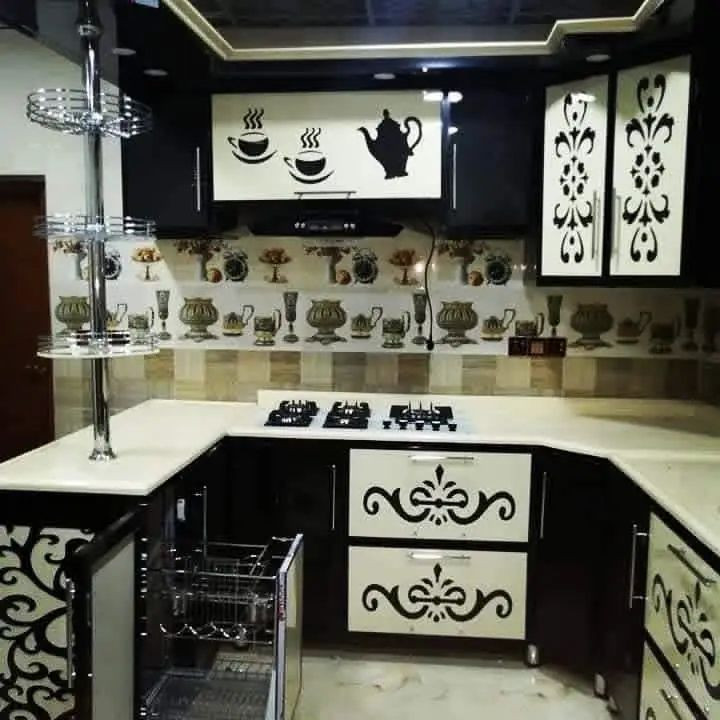 عروضات معمل برج الذهبي شبابيك بلاستيك نوع التركي💯🇹🇷 ضمان ثلاث سنوات سعر متر الشباك 28 دولار يشمل شد ونقل سعر باب بلاستيك 110 الف عراقي النوع تركي ثقيل شرط تسليح حديد  مئه بالمئه ويشمل اكسسوارات تركي الاستفسار أكثر الاتصال على الارقام التاليه 
***********📞
***********📞 الا يتصل عليهم يكول من طرف  مندوبه هاجر.
