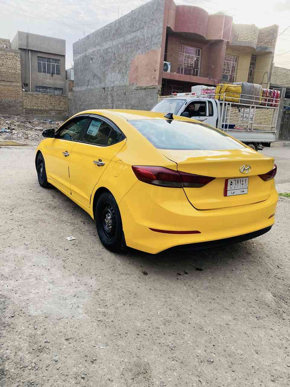 النترا للبيع وارد امريكي 

موديل 2017 

حادث مرفق بل منشور👌

سياره ليبل واحد

مواصفات 

شاشه جبيره 

تحكمات 

كامره خلفيه 

منضومه زنون 

كير AT 

مكينه الفين دوش 
منضومه غاز 

صدر امامي خلفي جديد 

تخم تاير سياره جاهزه للشارع 

موقع بغداد الرصافه 

التصال ***********
