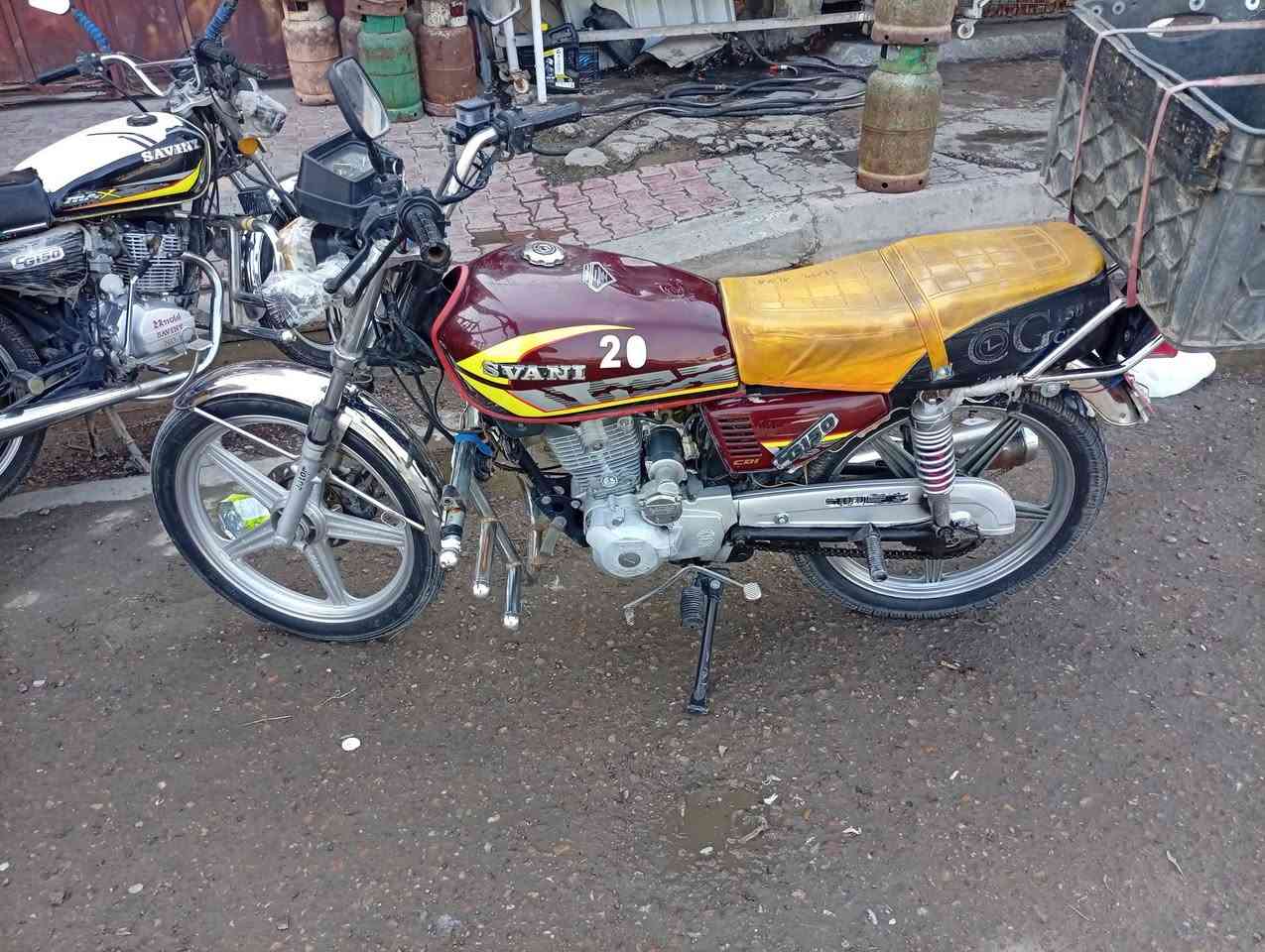 دراجه سيفان لل..بيع موديل ٢٠٢٠ نضيفه كا موضح في الفديو بدون اوراق مكان رمادي تأميم شارع المشاتل 
***********
