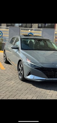 ✅ هيونداي إلنترا 2023 مواصفات فول  ✅ لون سمنتي مرغوب  ✅ ماشيه 20 ألف ك...
