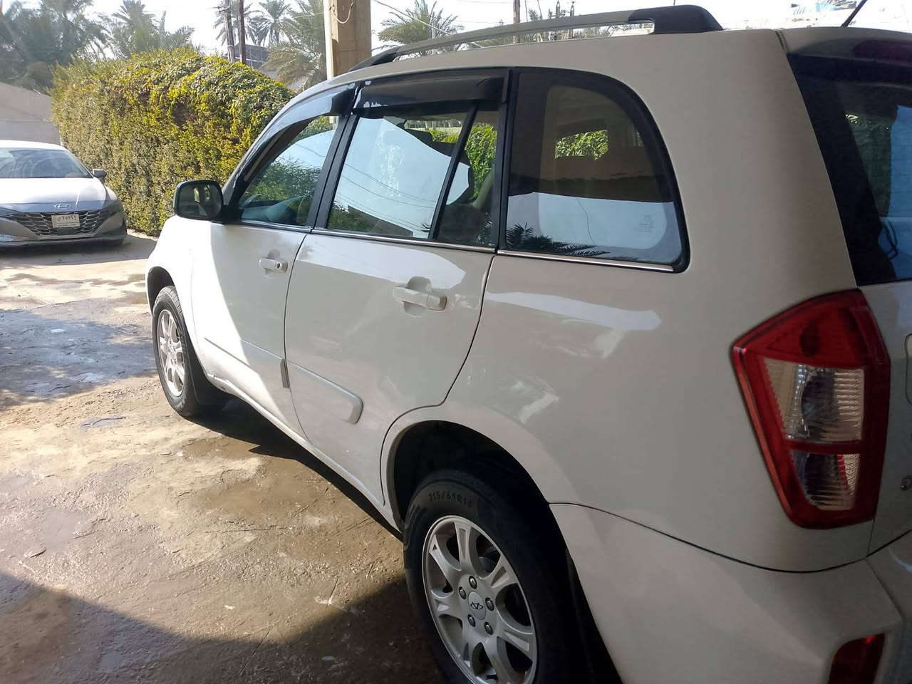 سلام عليكم للبيع تيكو موديل 12. الرقم انكليزي بسمي مفوله من جميع النواحي السياره تدفه وتبريد شغال. علئ وضع الشركه. ماشيه 90. بدون صبغ. ترايك وين ماتحب تحويل ثاني يوم السعر المطلوب 68 قفل. عنوان بغداد. ورقم للتواصل***********. رجائا الي مايعجبه السعر يعبر المنشور. والله هوالرزاق
