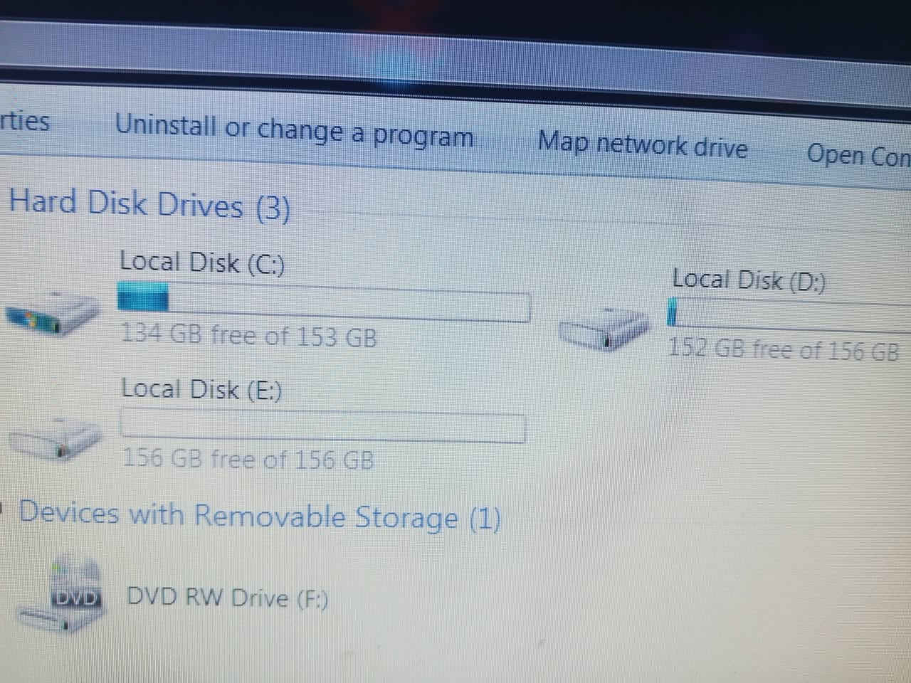 سلام عليكم حاسبة كاملة للبيع مواصفات
معالج i5 3305s
رام4gb
هارد 500gb
كارت شاشة داخلي
بيهة كارت وايفاي وسماعة داخلية
السعر100لف مكاني بغداد شعلة رقم***********
