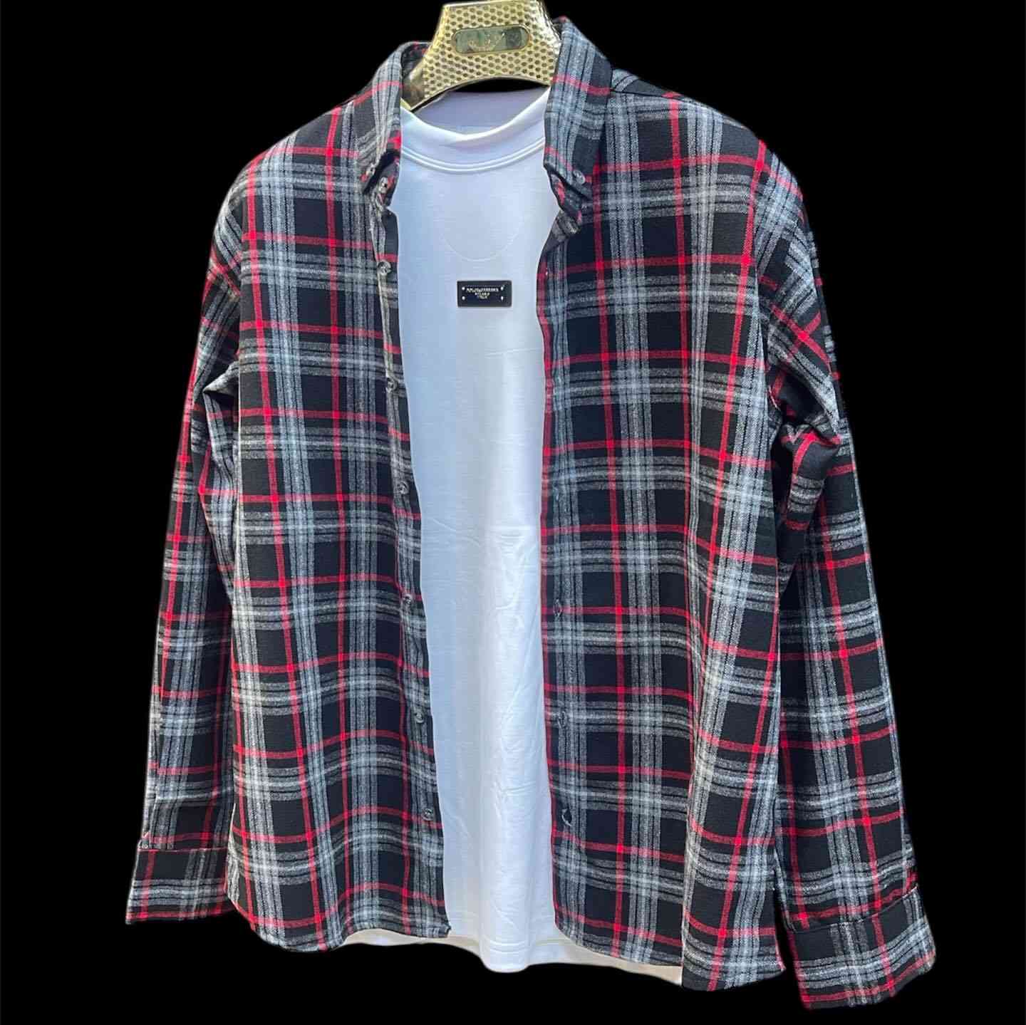 أزياء محمد بانكي الغزاليه شارع المركز مجاور مرطبات البطريق يوجد خدمة توصيل لجميع المحافظات الهاتف***********
