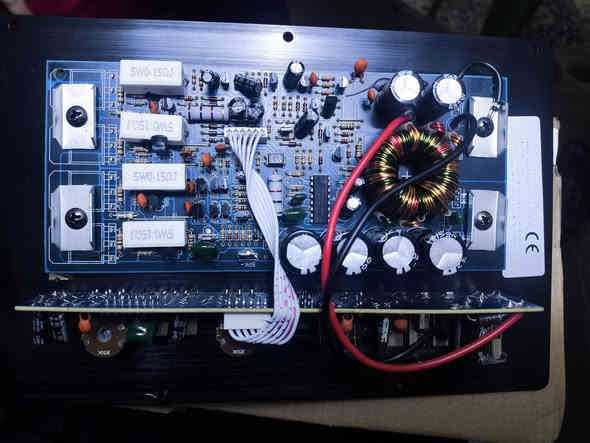 جهاز تكبير صوت 1000W وزنه ثكيل +حديد للسيارات سعره 25 اي استفسار واتساب***********
