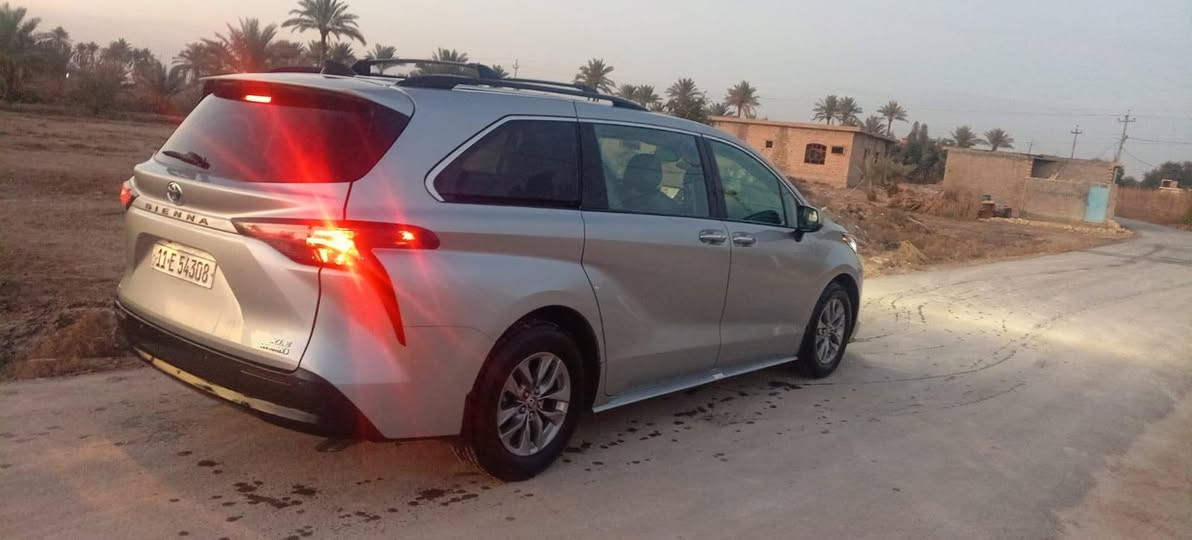 السلام عليكم 
سينا للبيع 
موديل ٢٢
حادثه مرفق بالصوره بدون دواخل 
فول مواصفات   اعلى فئه 
ممشتغله بخط ابد استخدام بيت 
ماشيه ٦٧ 
مكان السياره الفلوجه 
سعرها ٢٩٠ ورقه وبيها مجال حگ الجيه
رقم بغداد 
***********
