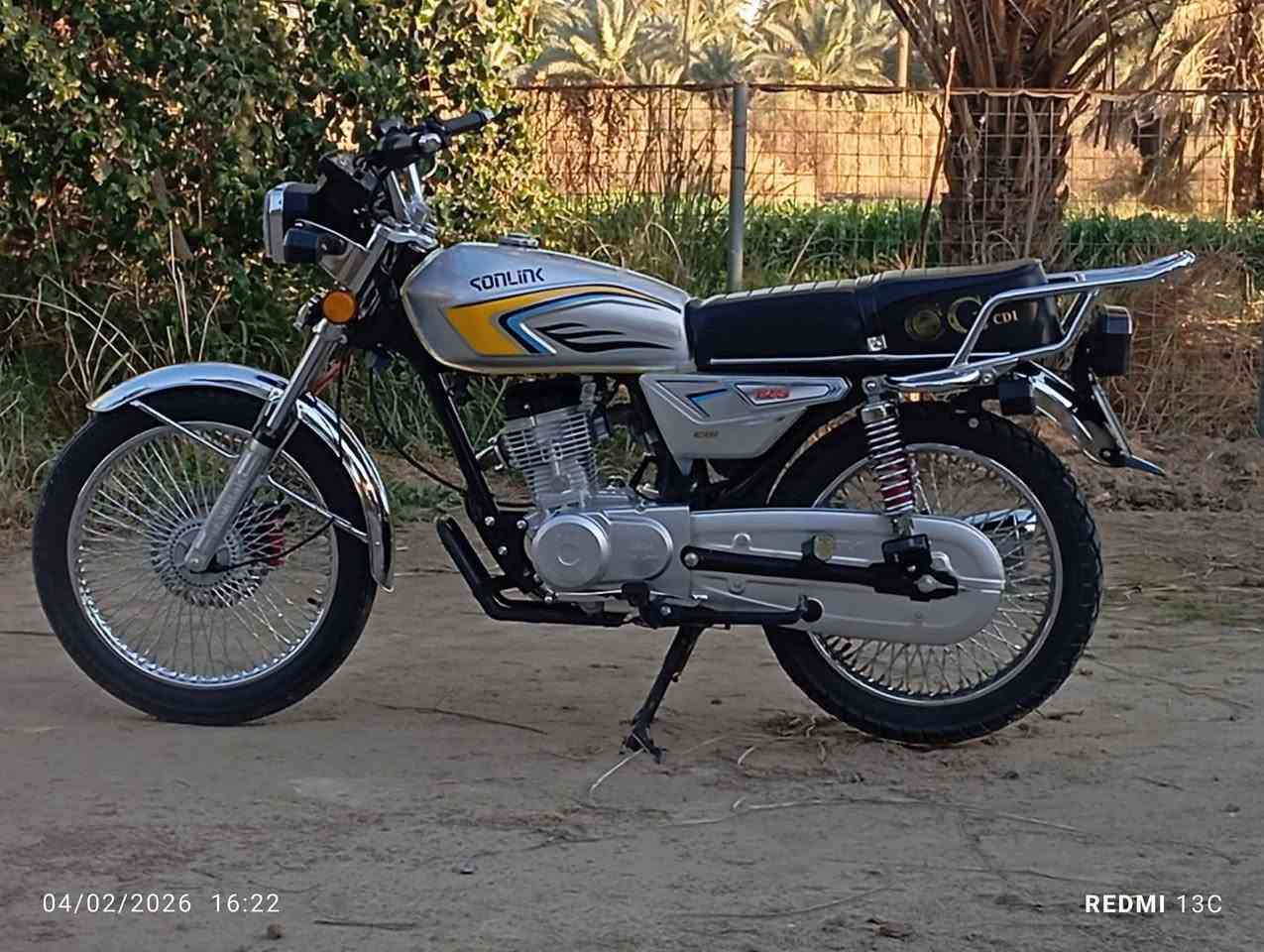 للبيع سونك خمسه كير اوراق صارله 3من طالعه مكفول من كلشي السعر 800وبيه ومجال متواجد  ***********
