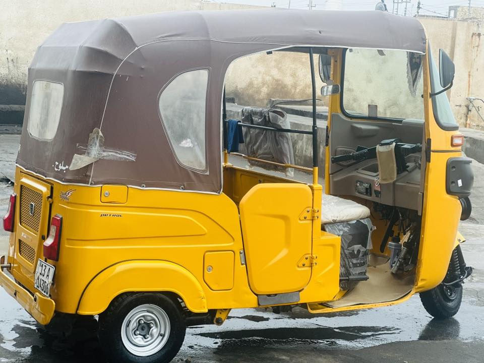 السلام عليكم تكتك موديل 2022كفاله كشره ومكينه أي ستفسار الاتصال عل رقم***********
