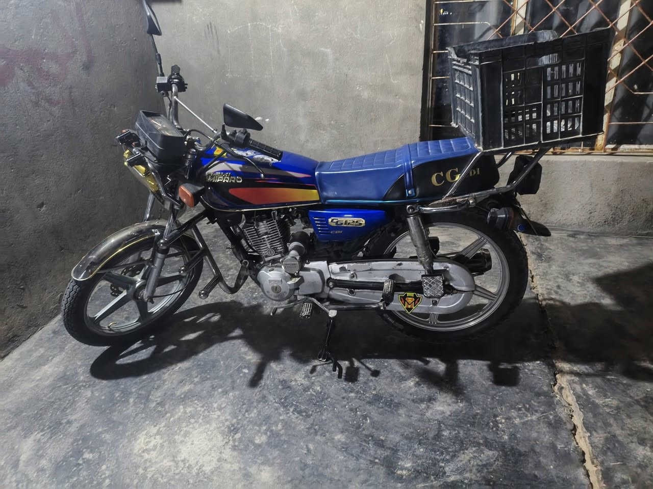 ماطور مقفول صالون صجاره ***********
