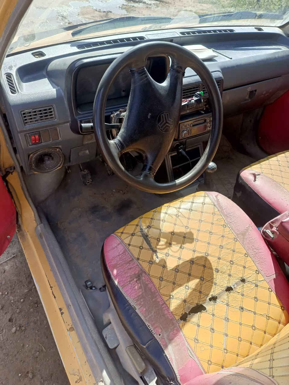 سايبه للبيع رقم بغداد مصفره مامطلوبه كير محرك فول صاحبه موجود يريد تحويل السعر 17بيهامجال ***********
