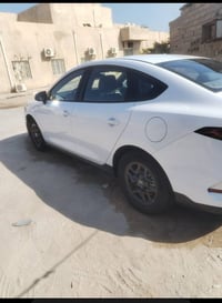 هايبرد • ٢٠٢٥ • ماشيه ٣٠٠٠