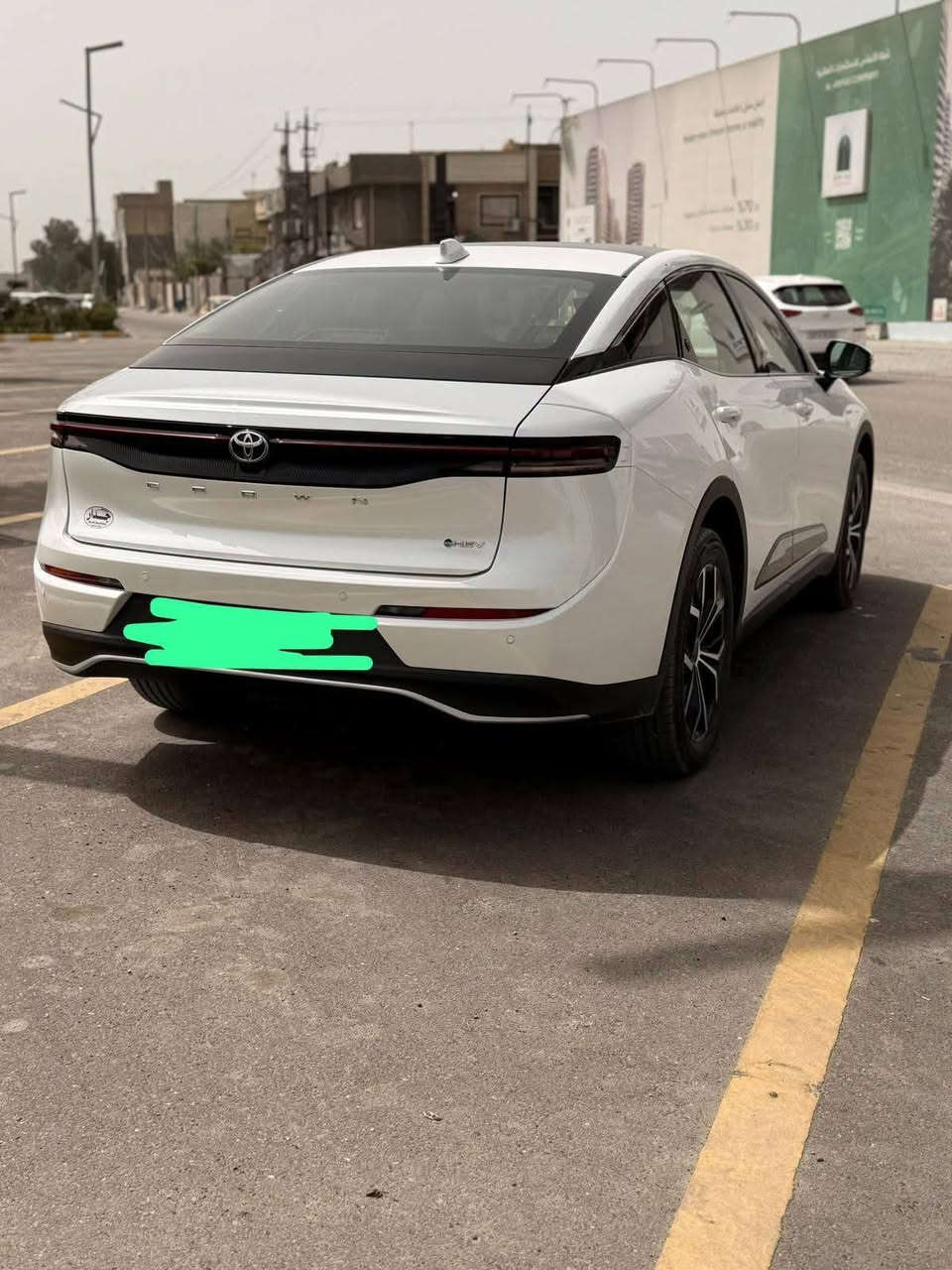 🚘 للبيع – تويوتا كراون بريميوم موديل 2026  

وكالة ساز – فول مواصفات – استعمال نظيف جداً  
ضمان وصيانة مجانية (8 تبديلات دهن مجانية)  
السيارة بعدها على وضع الزيرو – ماشية فقط 2500 كم  
مكفولة كفالة عامة  
داخلية لون أبيض  
شاشة جبيرة  
4 كاميرات  
4 كشنات كهرباء مع خزن ميموري  
بردة كهرباء  
تحديد مسار + تنبيه خروج من المسار  
سقف بانوراما  
رادار 360 درجة  
ويل كب 19  
كشنات جلد مع تدفئة وتبريد  
بردة خلفية  
رقم بغداد – باسمي تحويل مباشر  

📞 للتواصل اتصال مباشر: ***********  
💵 السعر المطلوب: 60 مليون وبيه مجال  

#تويوتا #كراون #Crown_2026 #سيارات_العراق
