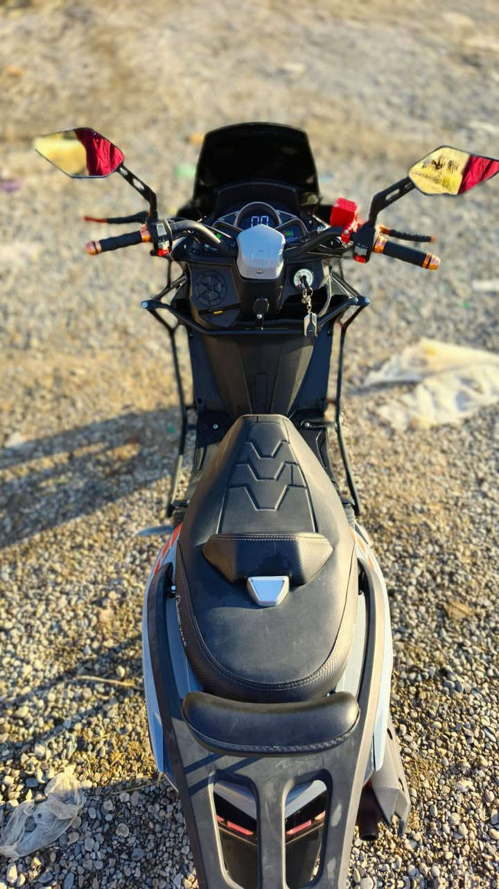 سلام عليكم دراجه كوست نضافه فول كفاله عام السعر/750 وبيه مجال بصيط الشراي يتفضل خاص أو هاذ..***********
