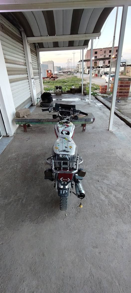 سلام عليكم
ماطور يراني تايكر 20 
محرك شرط ممفتوح
السعر 650 وبي مجال للشراي
***********
