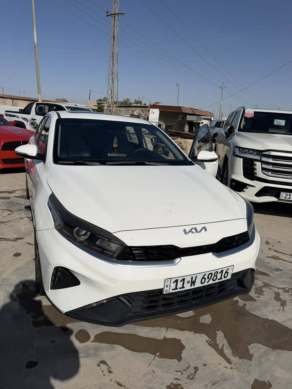 للبيع  سيراتو خليجي موديل ٢٢ سويج وفتحه محرك ١٦٠٠ماشيه١١٢ الف بيه بعض الملاحضات سعر ١٥٠ وبيه مجال الشراي ***********
