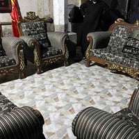 تخم نضيف جدا سعر ٤٠٠ وبي مجال  رقم 07712443758